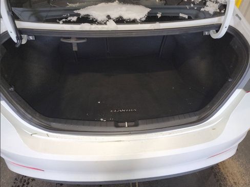 Used 2017 Hyundai Elantra Value Edition w/ Cargo Package image 18