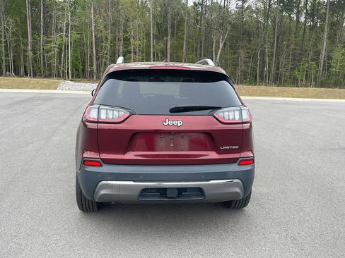 Used 2019 Jeep Cherokee Limited image 6