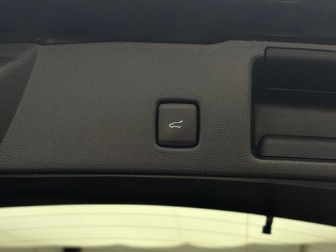 Used 2023 Ford Escape ST-Line Select w/ Tech Pack #2 AWD/4WD image 10