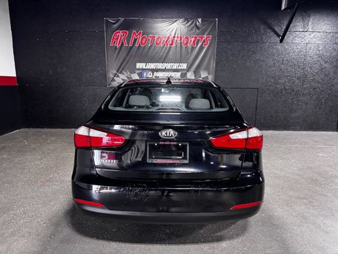 Used 2016 Kia Forte LX w/ LX Popular Plus Package FWD image 4