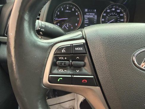 Used 2017 Hyundai Elantra Value Edition image 29