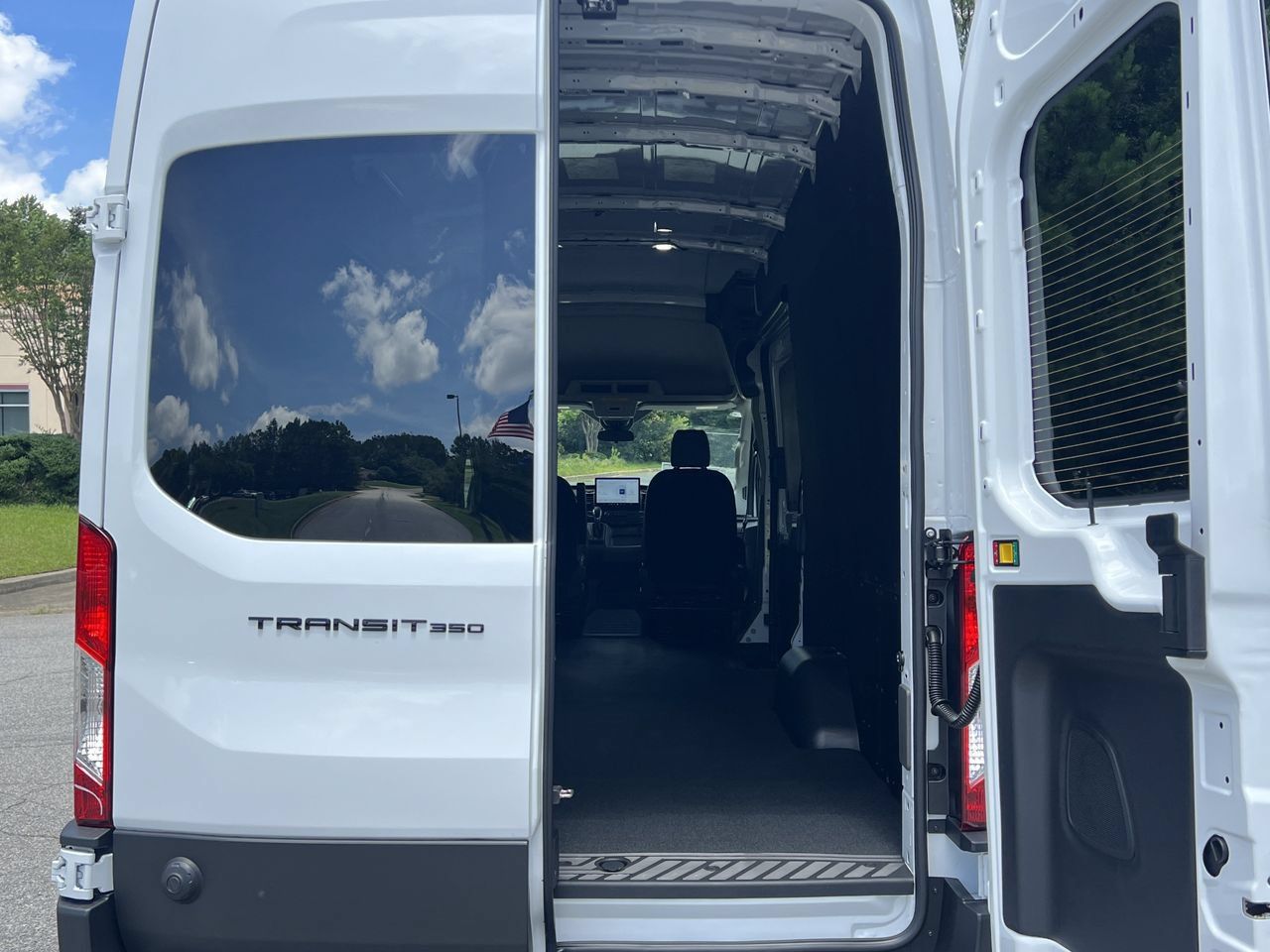 New 2026 Ford Transit 350 148 High Roof Extended w/ Load Area Protection Package RWD image 17
