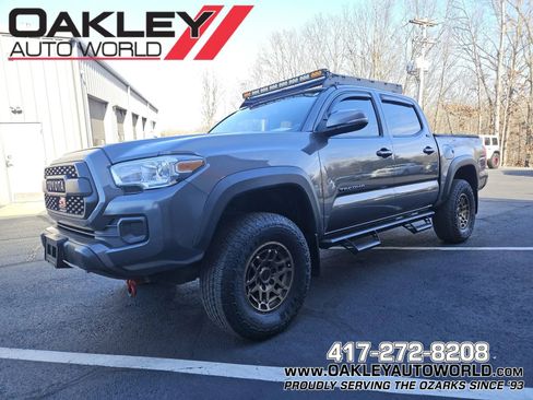 Used 2023 Toyota Tacoma 4x4 Double Cab image 1