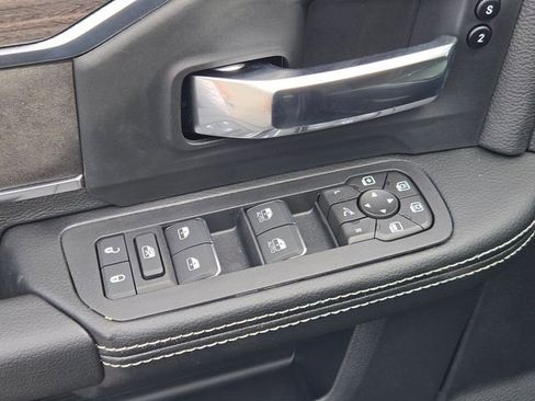 New 2026 RAM 3500 Laramie AWD/4WD image 22