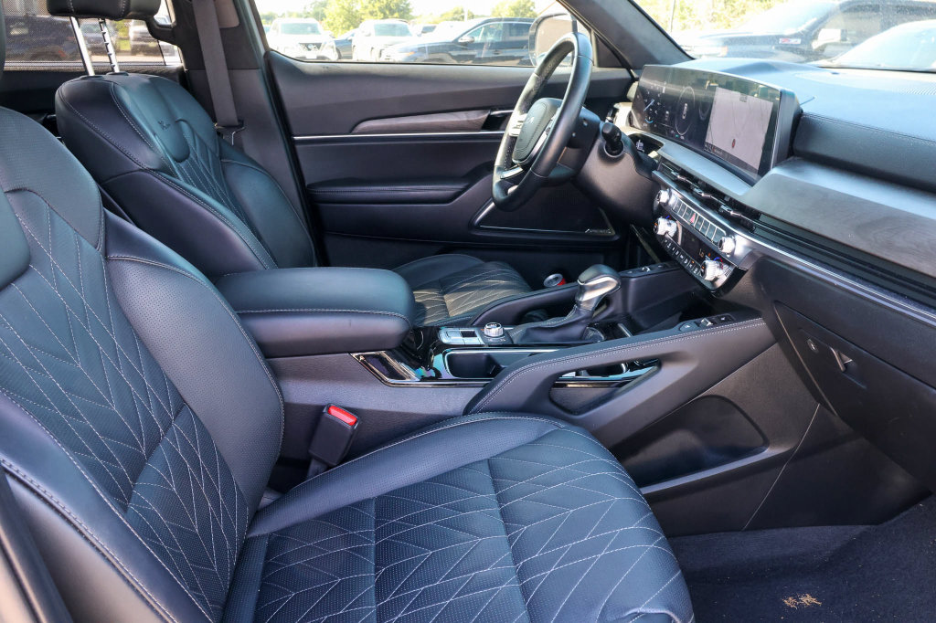 Used 2024 Kia Telluride SX Prestige X-Pro AWD/4WD image 20