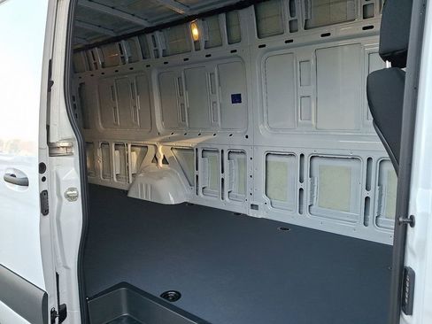 New 2025 Mercedes-Benz Sprinter 2500 image 6