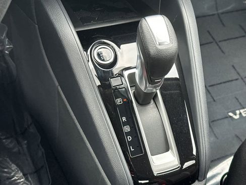 New 2025 Nissan Versa SR w/ Trunk Package image 20