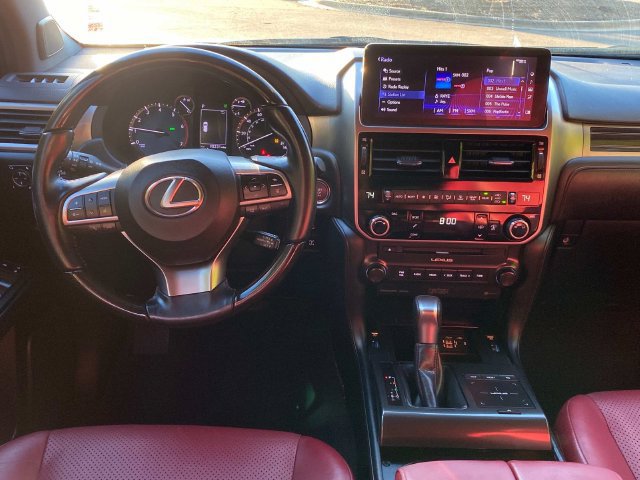 Used 2023 Lexus GX 460 Luxury w/ Accessory Package AWD/4WD image 8