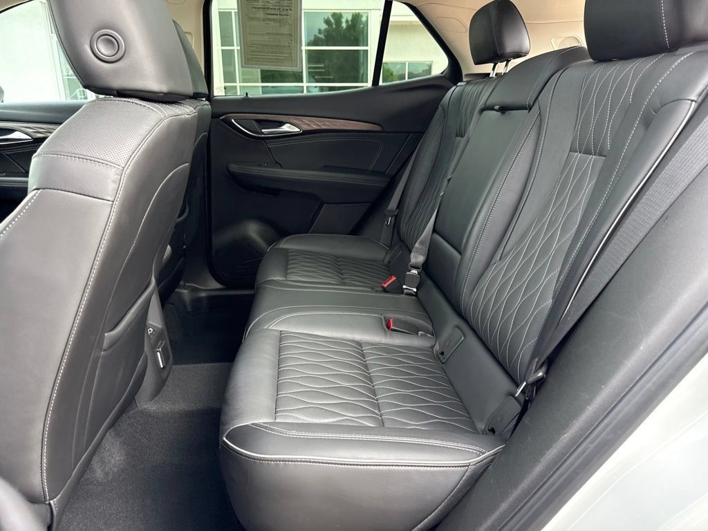 Used 2021 Buick Envision Avenir w/ Technology Package II AWD/4WD image 24