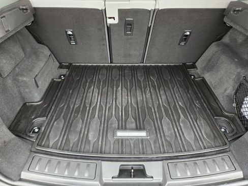 Certified 2025 Land Rover Range Rover Evoque S image 34