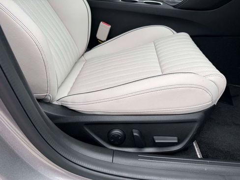 Used 2026 Genesis G70 3.3T Sport Prestige image 17