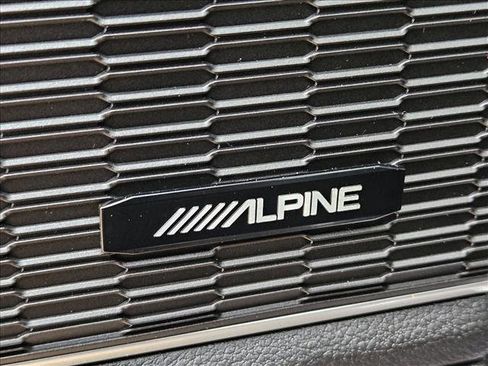 Used 2022 Jeep Grand Cherokee L Limited AWD/4WD image 17