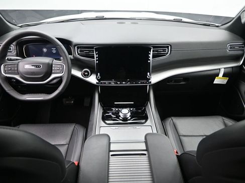 Used 2025 Jeep Wagoneer Series II image 25