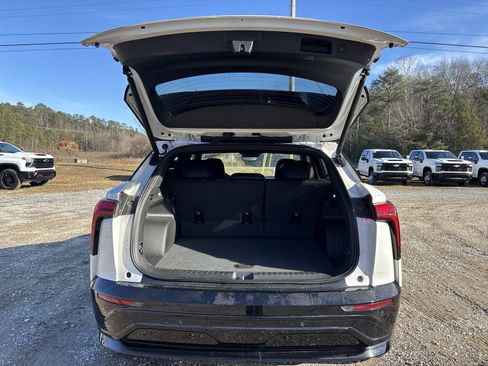 Used 2024 Chevrolet Blazer EV RS image 22