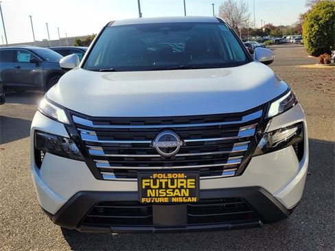 New 2026 Nissan Rogue SV image 3