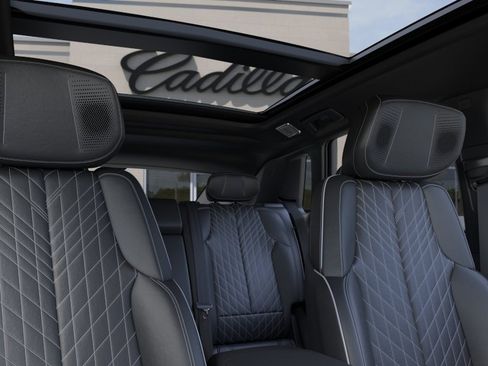 New 2027 Cadillac Lyriq Signature Sport w/ Nappa Leather Package AWD/4WD image 24