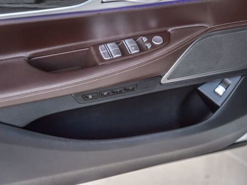 Used 2020 BMW 740i w/ M Sport Package image 47