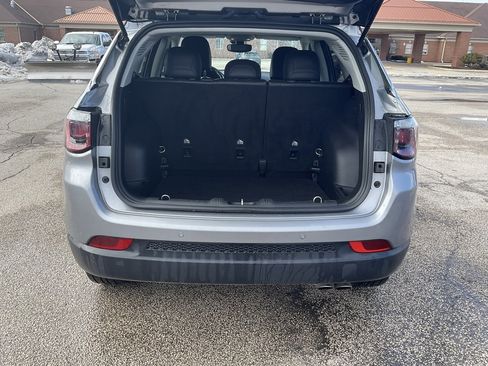 Used 2021 Jeep Compass Limited image 13