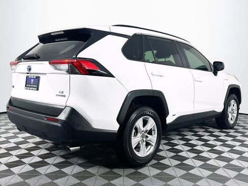Used 2021 Toyota RAV4 LE image 25