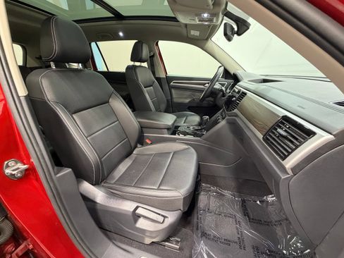 Used 2023 Volkswagen Atlas SE w/ Panoramic Sunroof Package FWD image 33
