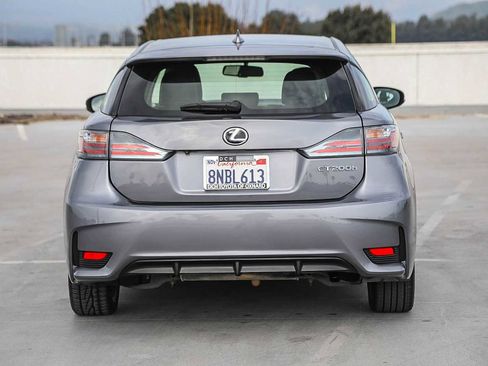 Used 2016 Lexus CT 200h image 6