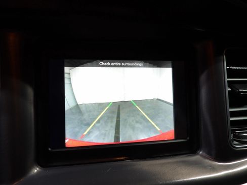 Used 2022 Dodge Charger SXT RWD image 15