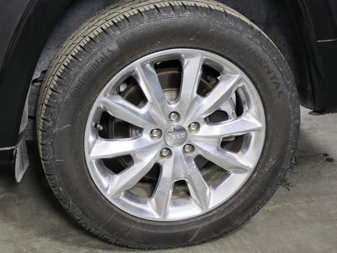 Used 2016 Jeep Cherokee Limited w/ Luxury Group image 36