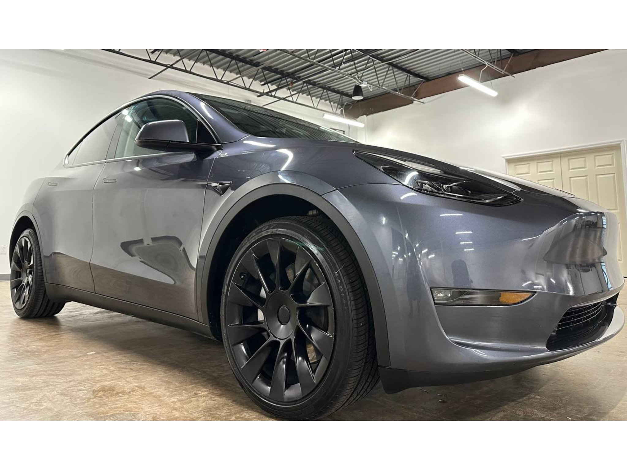 Used 2023 Tesla Model Y Long Range AWD/4WD image 6