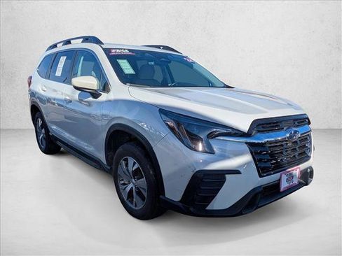 Certified 2024 Subaru Ascent Premium w/ Convenience Package image 3