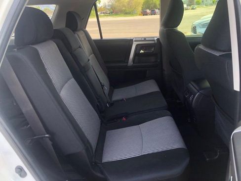 Used 2018 Toyota 4Runner SR5 AWD/4WD image 12