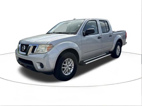 Used 2016 Nissan Frontier SV RWD image 7