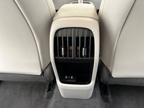 Used 2025 Hyundai Kona SEL FWD image 21