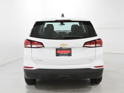 Certified 2022 Chevrolet Equinox LS image 19