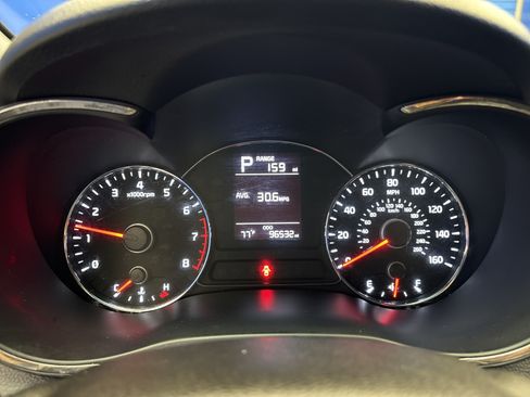 Used 2017 Kia Forte LX FWD image 16
