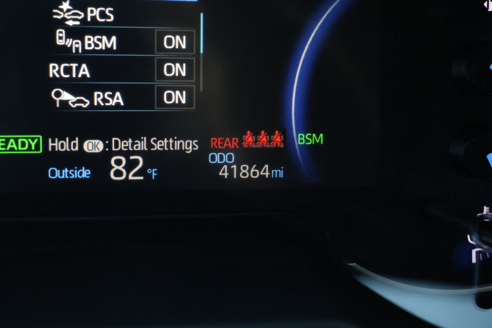 Used 2024 Toyota RAV4 LE AWD/4WD image 4