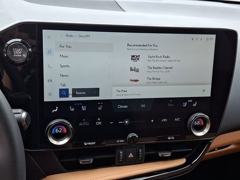 Certified 2025 Lexus NX 250 AWD w/ Accessory Package (2T) image 15