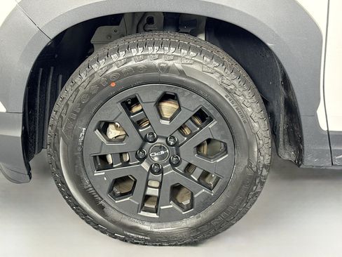 Certified 2023 Honda Passport TrailSport image 31
