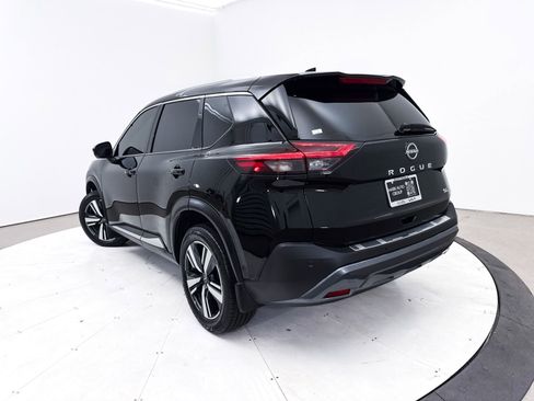 Used 2023 Nissan Rogue SL w/ SL Premium Package FWD image 2
