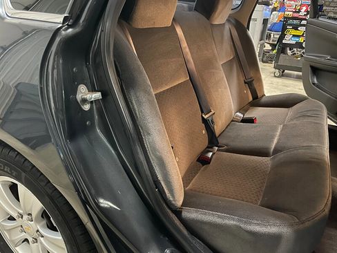 Used 2014 Chevrolet Impala Limited LS image 18