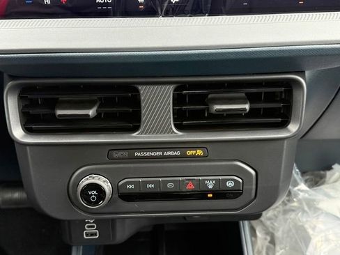 New 2026 Ford Maverick XL image 13