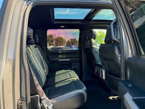 Used 2018 Ford F150 Raptor w/ Equipment Group 802A Luxury AWD/4WD image 17