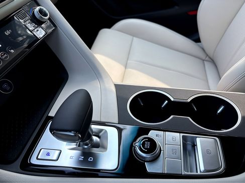 New 2026 Genesis G70 2.5T Prestige image 13