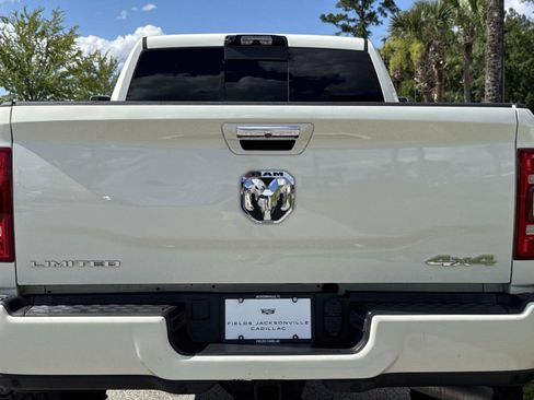 Used 2021 RAM 2500 Limited AWD/4WD image 10