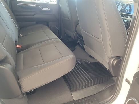 Used 2024 Chevrolet Silverado 3500 LT AWD/4WD image 15
