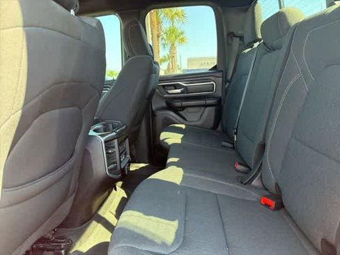 Used 2021 RAM 1500 Big Horn AWD/4WD image 30