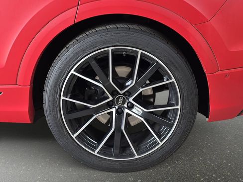 Used 2023 Audi SQ8 Prestige AWD/4WD image 35