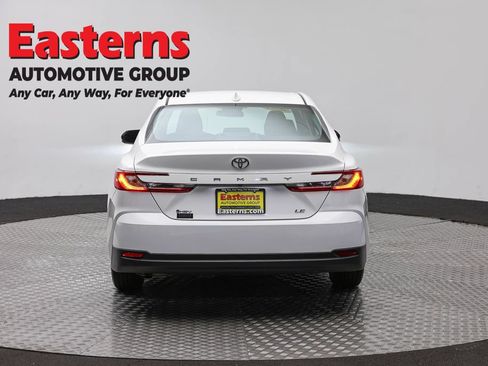 Used 2025 Toyota Camry LE FWD image 6