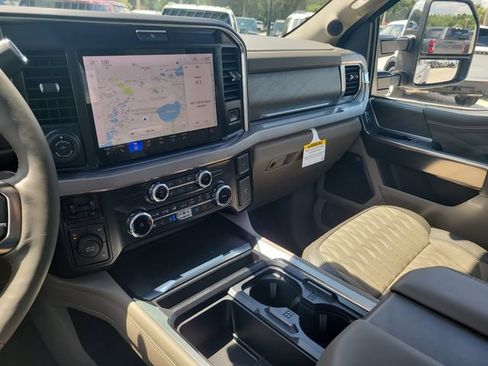 New 2026 Ford F350 Platinum w/ Platinum Plus Package AWD/4WD image 23