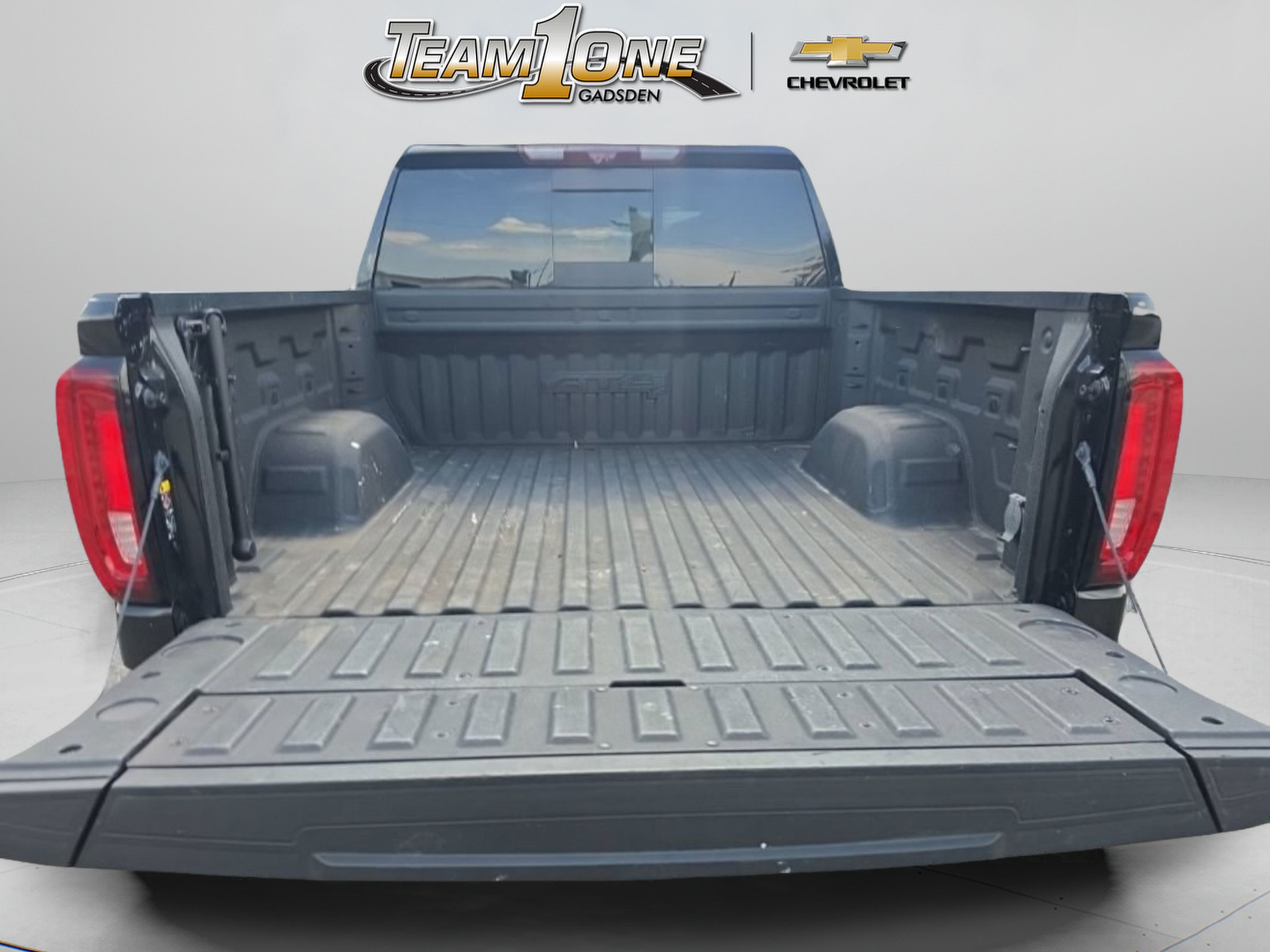Used 2023 GMC Sierra 1500 AT4 w/ AT4 Premium Package AWD/4WD image 11