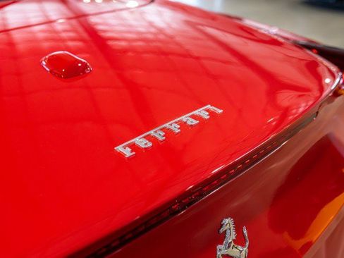 Used 2015 Ferrari California T RWD image 17